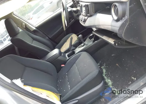 2018 Toyota Rav4 Le z USA, uszkodzony, nr VIN JTMBFREV5JJ203235